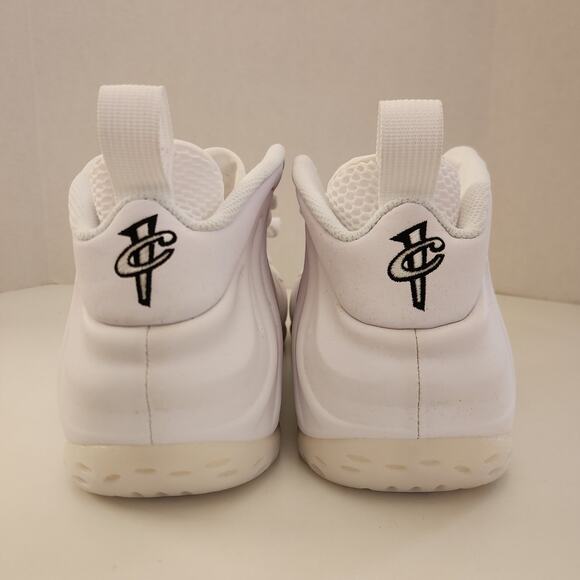 White/White Nike Air Foamposite One Sneaker Men\'s US 9.5 main image 7